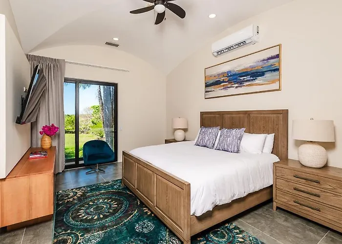 Golf From Home! 8br Lux Villa, Pool, Club! Villa *
