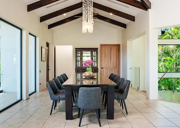 Golf From Home! 8br Lux Villa, Pool, Club!