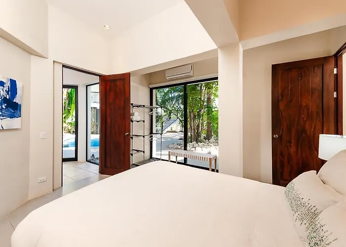 Golf From Home! 8br Lux Villa, Pool, Club! Villa *