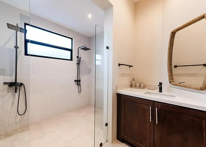 Golf From Home! 8br Lux Villa, Pool, Club! *
